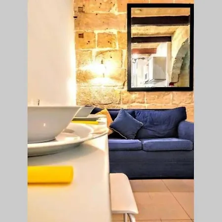 Valletta-unique And Cosy One Bedroom *